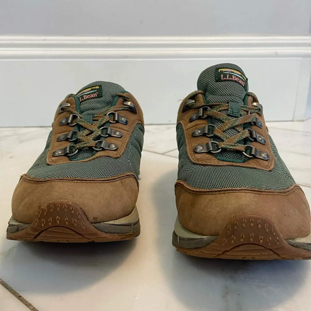 LL Bean, women’s 8, green canvas and brown leather outdoor hiking sneaker low - Picture 2 of 8